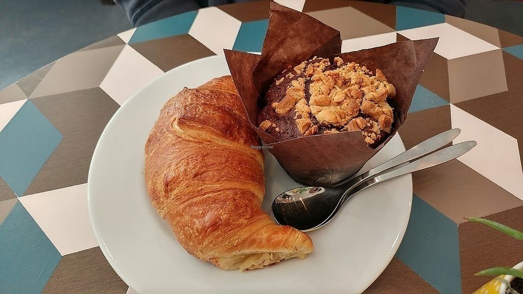 Cloud Cakes - Paris Restaurant - HappyCow